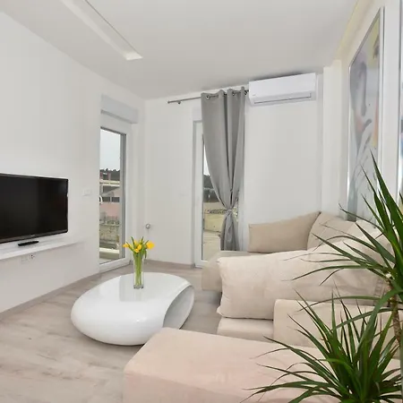 Apartman Petra * Макарська