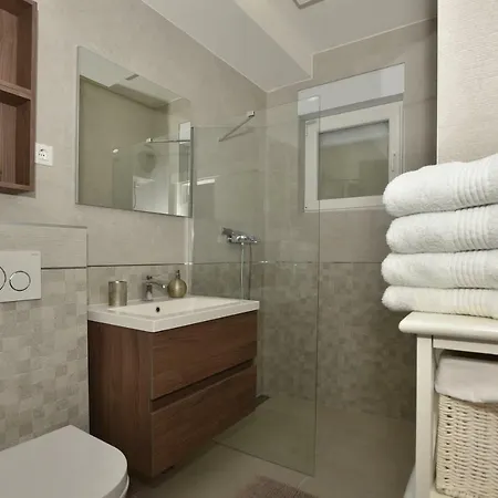 Apartman Petra * Макарська