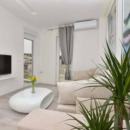 Апартаменти Apartman Petra Макарська